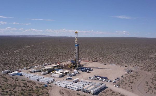 Vista Energy invertirá USD 1.800 millones en 2026 para consolidar su liderazgo en producción petrolera