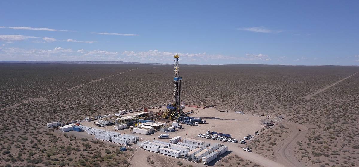 Vista Energy invertirá USD 1.800 millones en 2026 para consolidar su liderazgo en producción petrolera