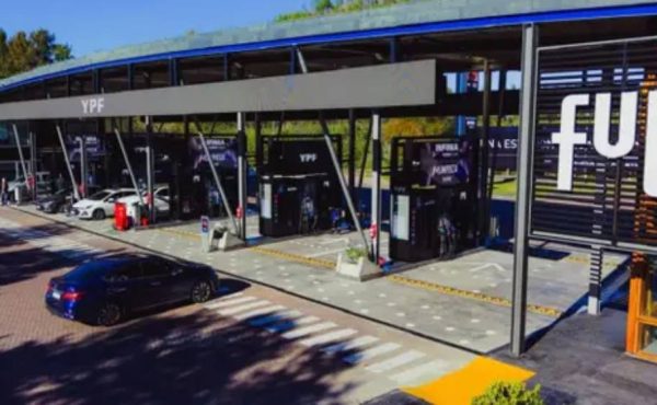 YPF Black inaugura estaciones premium con sello gourmet de Mauro Colagreco y servicios de alta gama