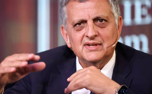 CEO de YPF advierte que no habrá baja inmediata en la nafta