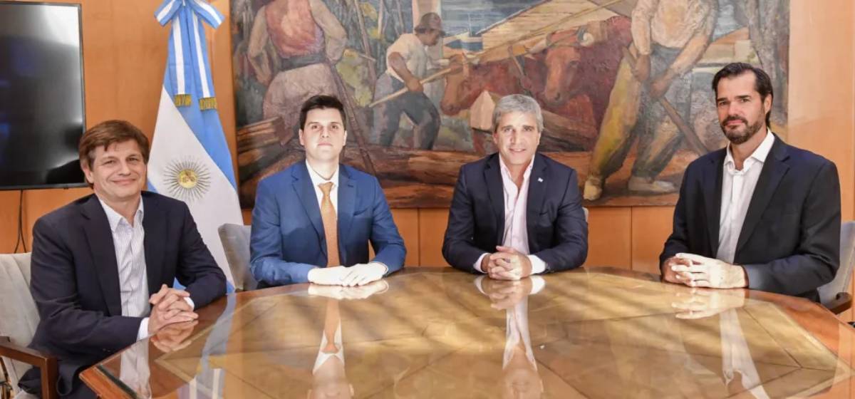 Gobierno anuncia inversión privada de US$1.200 millones en nuevo reactor nuclear