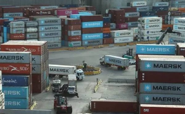 Gobierno investiga presunto dumping en importación de torres eólicas