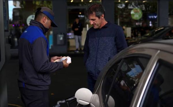 Impuesto al combustible: suba parcial desde el 1° de julio