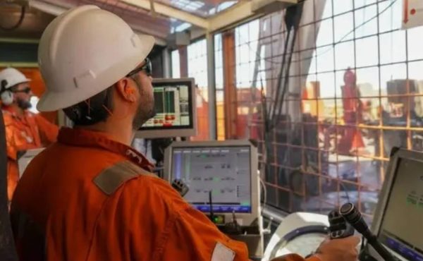 Primeros egresados del IVM responden a escasez de talento