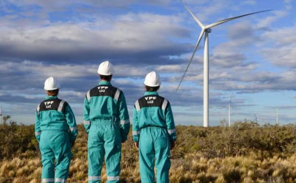 YPF Luz busca cotizar en NY y Buenos Aires