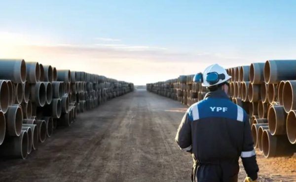 Gemelos digitales: la tecnología con la que YPF prueba cambios sin intervenir la refinería