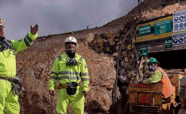 Boom minero enfrenta límite por falta de trabajadores especializados y 64% de empresas prevé contratar personal