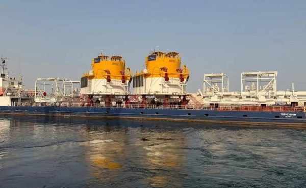 Dos monoboyas cruzaron el estrecho de Ormuz y avanzan hacia Río Negro para reforzar exportaciones de Vaca Muerta
