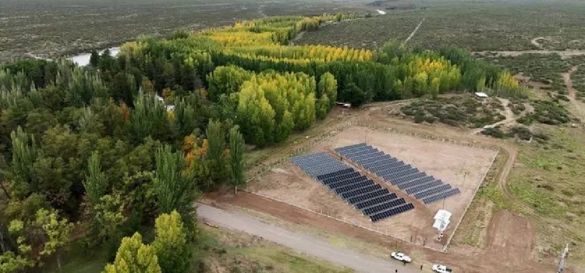 Mendoza impulsa energía renovable con generador virtual que permite a usuarios participar en proyectos solares