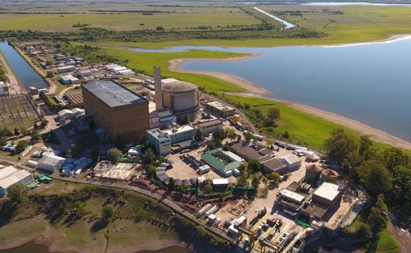 Récord nuclear: dos centrales argentinas cubrieron el 13% de la demanda residencial en el semestre