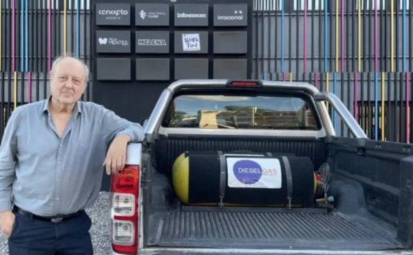 Una innovación convierte motores diésel a GNC para reducir costos de combustible en transporte pesado