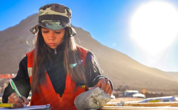 Las mujeres ya representan más del 60% de las inscripciones en tecnicaturas vinculadas a la minería