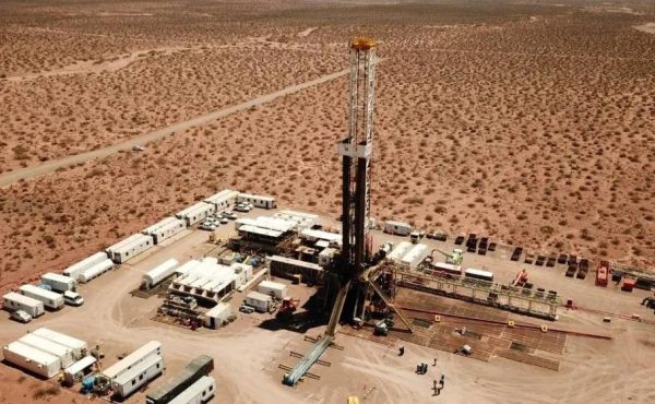Pluspetrol intercambió bloques con YPF y entró en dos áreas de Vaca Muerta para ampliar operaciones